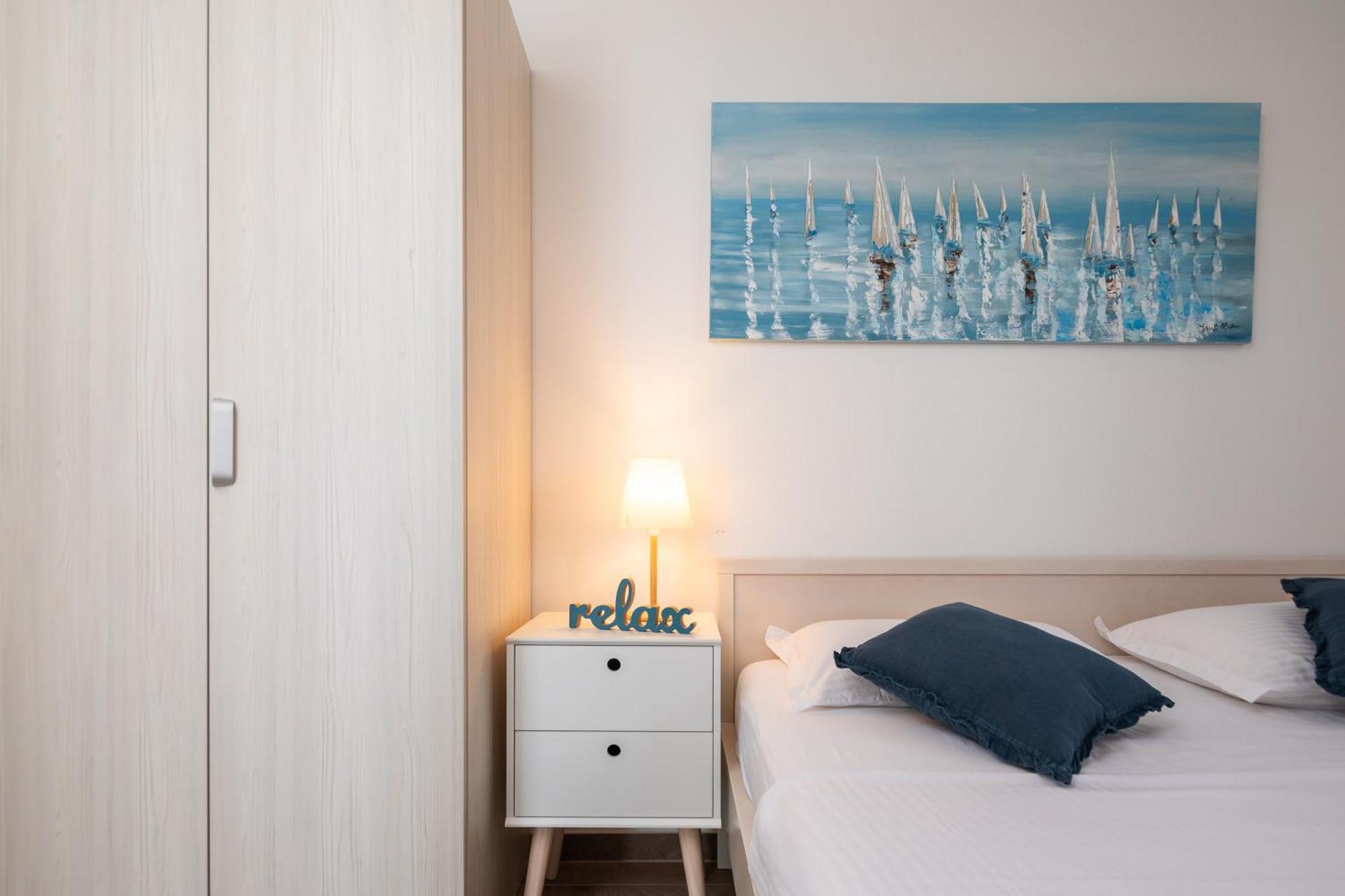 Epetium Beach Villa Split Dış mekan fotoğraf